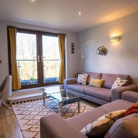 Surrey Hills Escape: Riverside Walks & Quick Links Godalming Ngoại thất bức ảnh